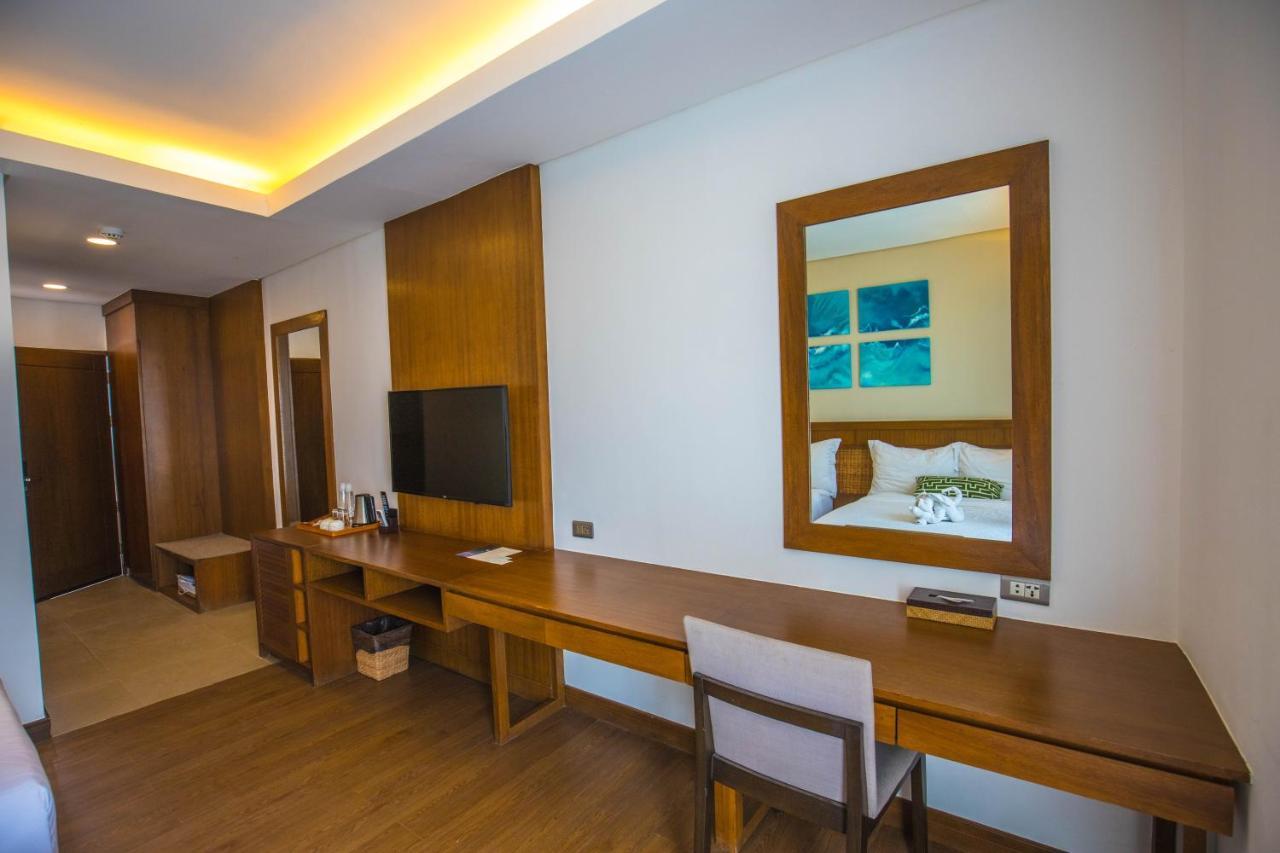 Acea Subic Beach Resort Exterior foto